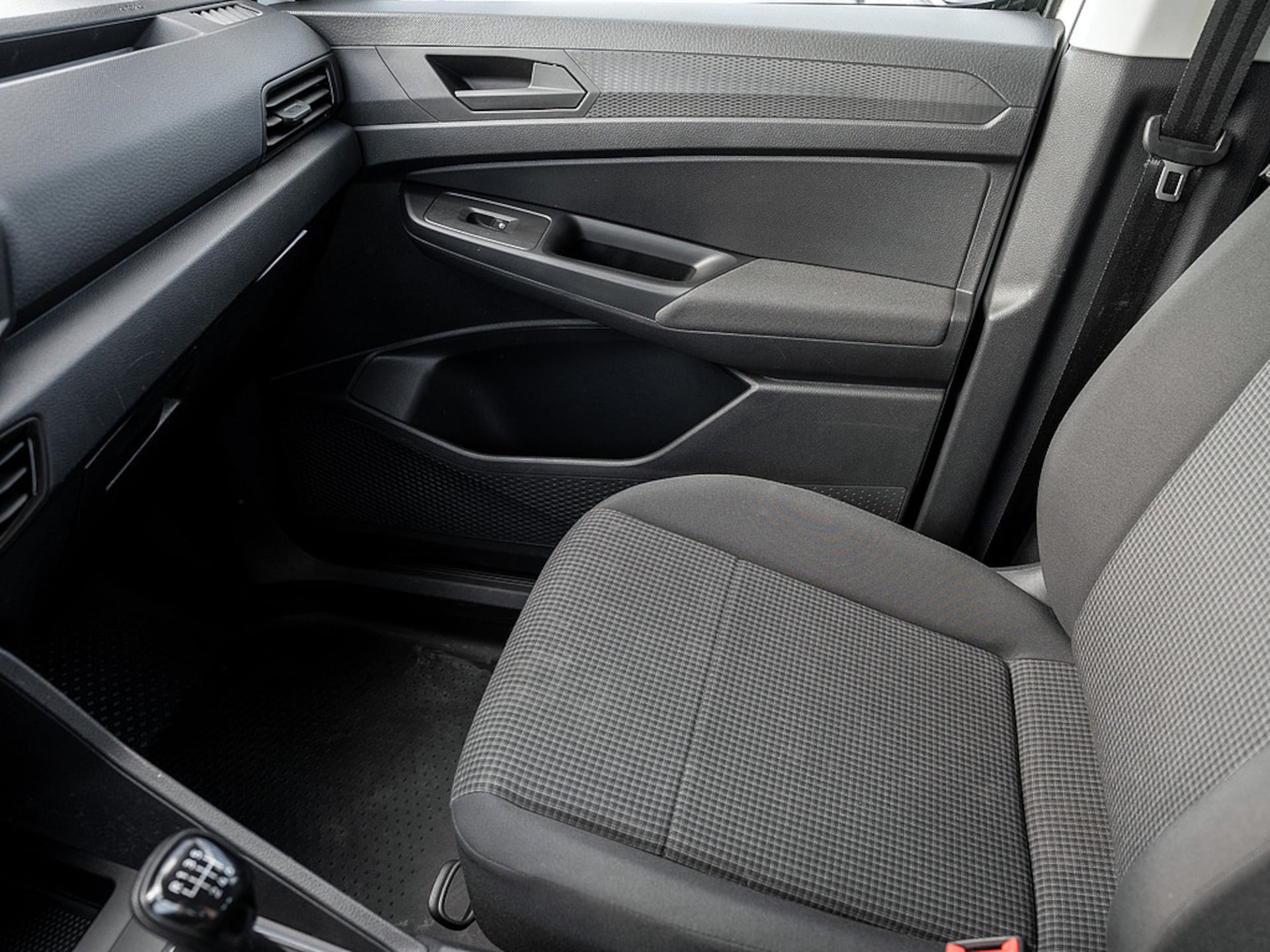 Volkswagen Caddy Basis-Modell