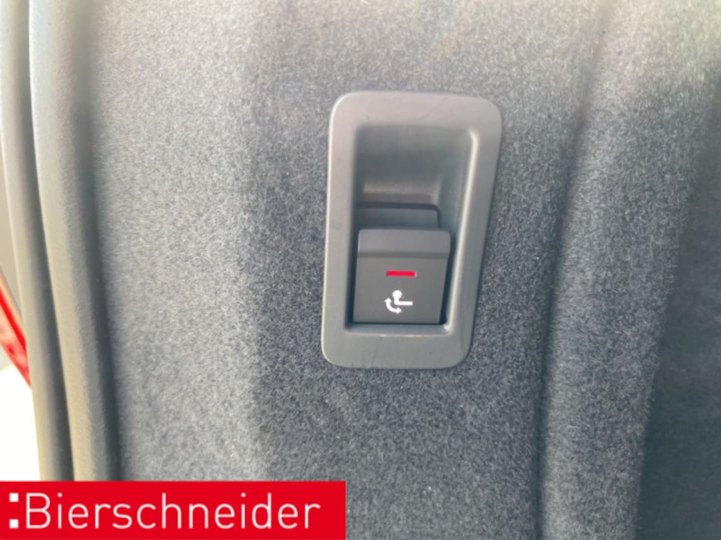 Bild über Audi A4 Avant S line 45 TFSI quattro S tronic - für weitere Informationen kontaktieren Sie den Audi Partner
