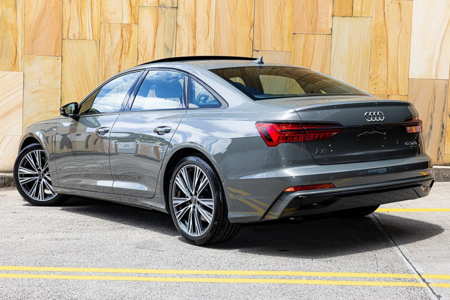 Image about Audi A6 Sedan 45 TFSI quattro S tronic