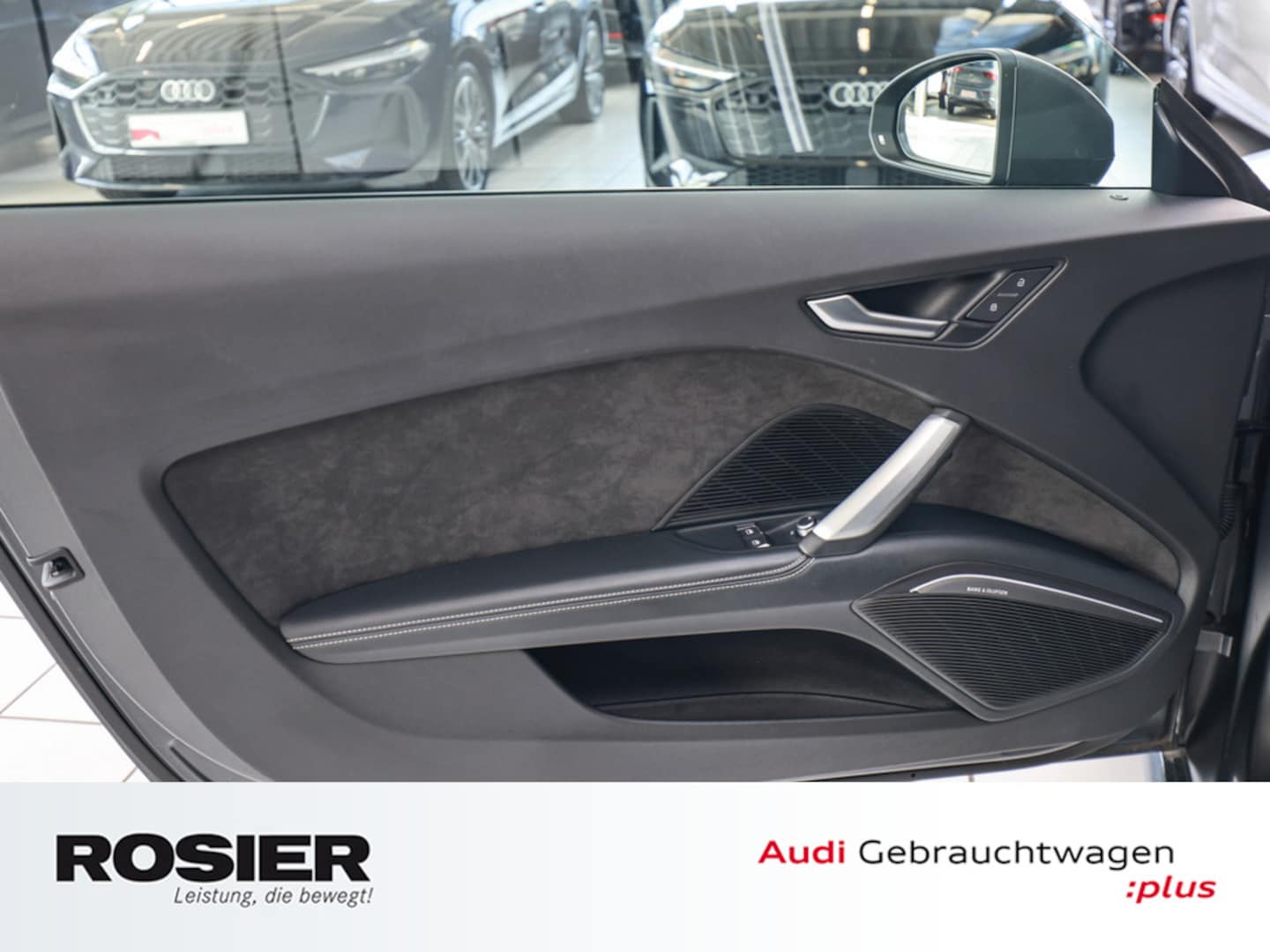 Bild über Audi TT Roadster 40 TFSI S tronic - für weitere Informationen kontaktieren Sie den Audi Partner