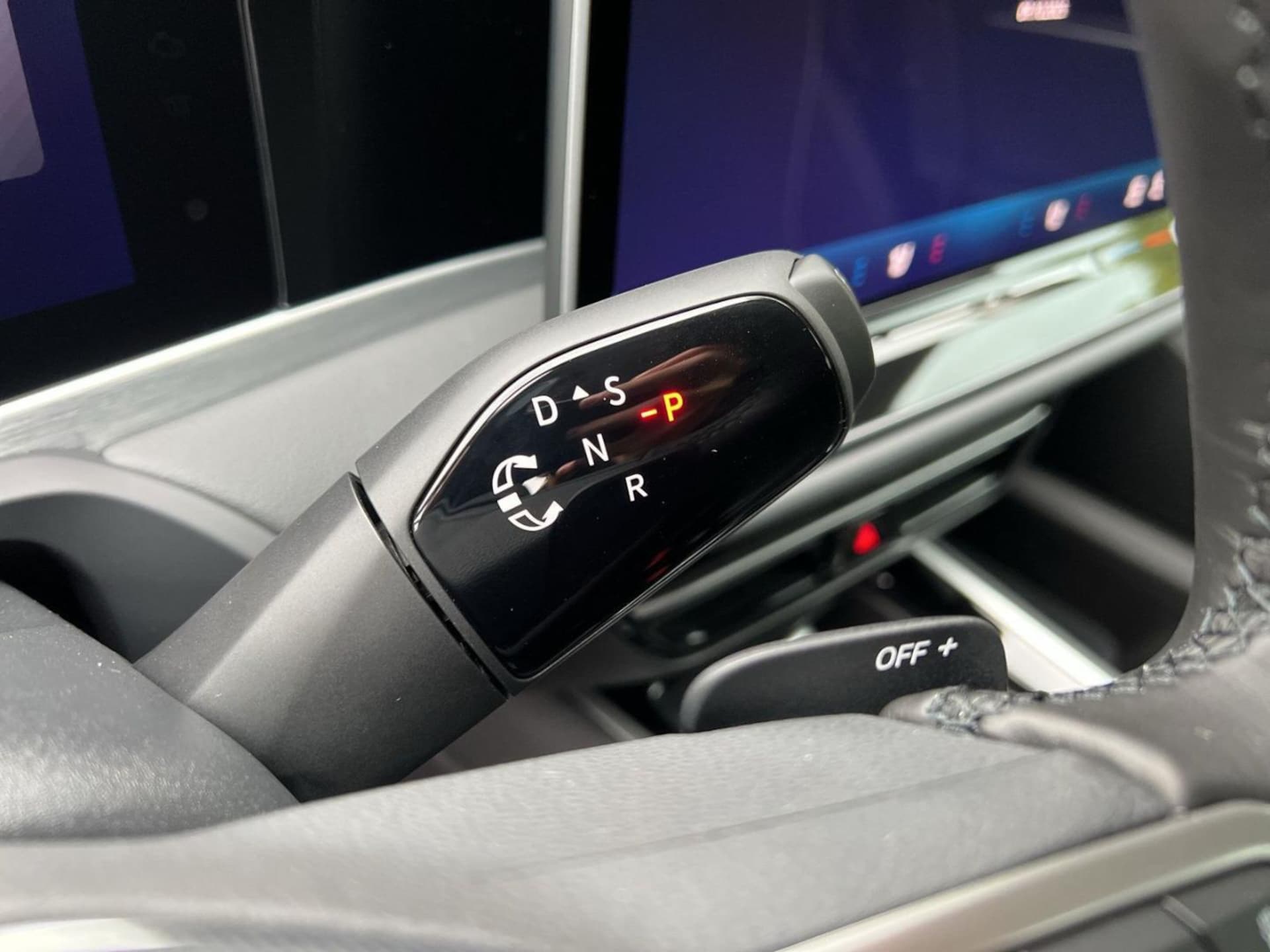 Volkswagen Passat Elegance