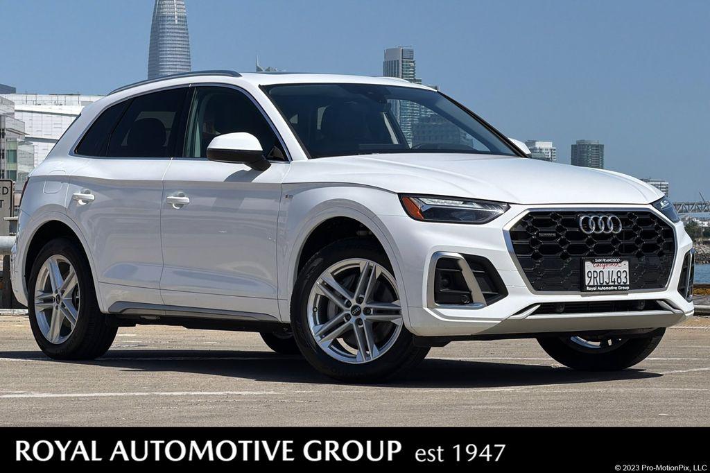 2024 Audi Q5 55 e Premium's photo