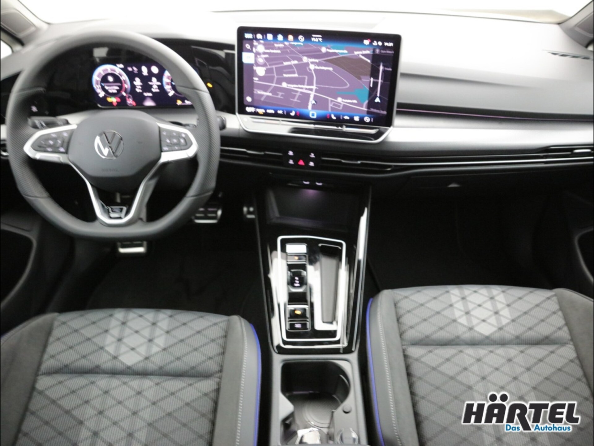 Volkswagen Golf R-Line