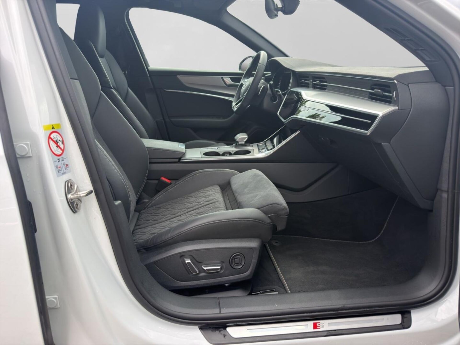 Audi S6 Avant