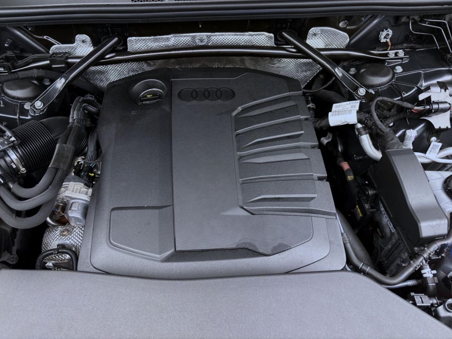 Bild über Audi Q5 Sportback TDI quattro 150 kW S tronic - für weitere Informationen kontaktieren Sie den Audi Partner