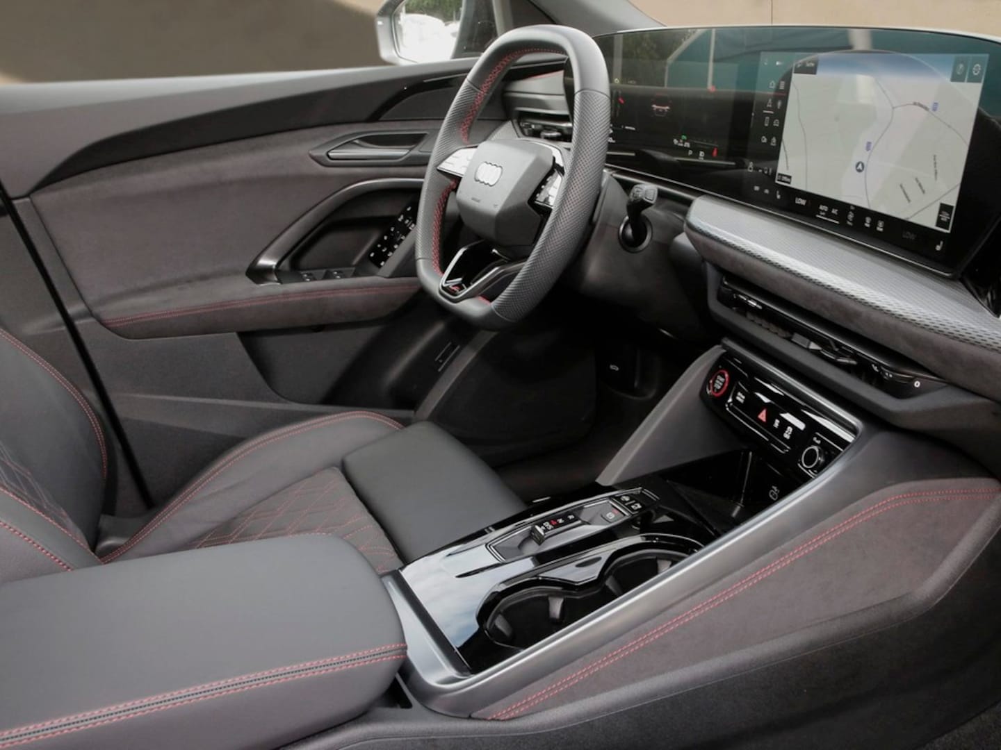 Bild über Audi Q5 Sportback TFSI quattro 150 kW S tronic - für weitere Informationen kontaktieren Sie den Audi Partner
