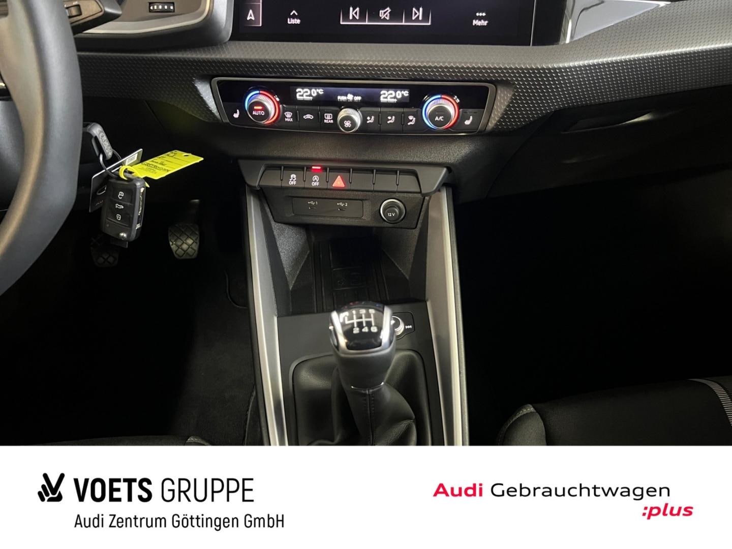 Bild über Audi A1 Sportback S line 30 TFSI Schaltgetriebe - für weitere Informationen kontaktieren Sie den Audi Partner