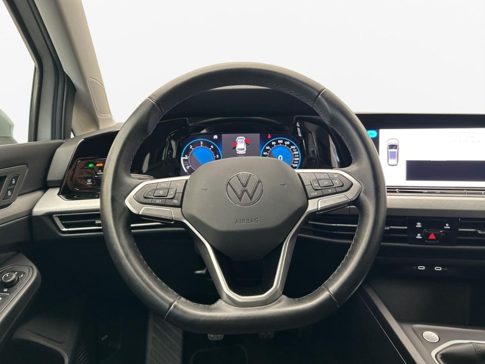 Volkswagen Golf Variant Life