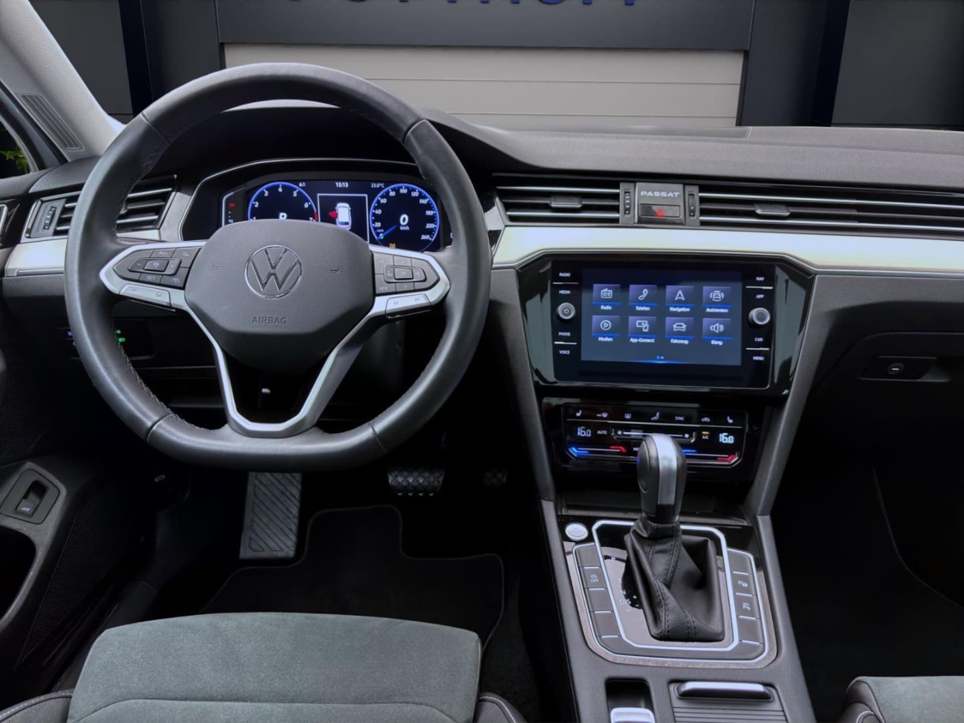 Volkswagen Passat Variant Elegance