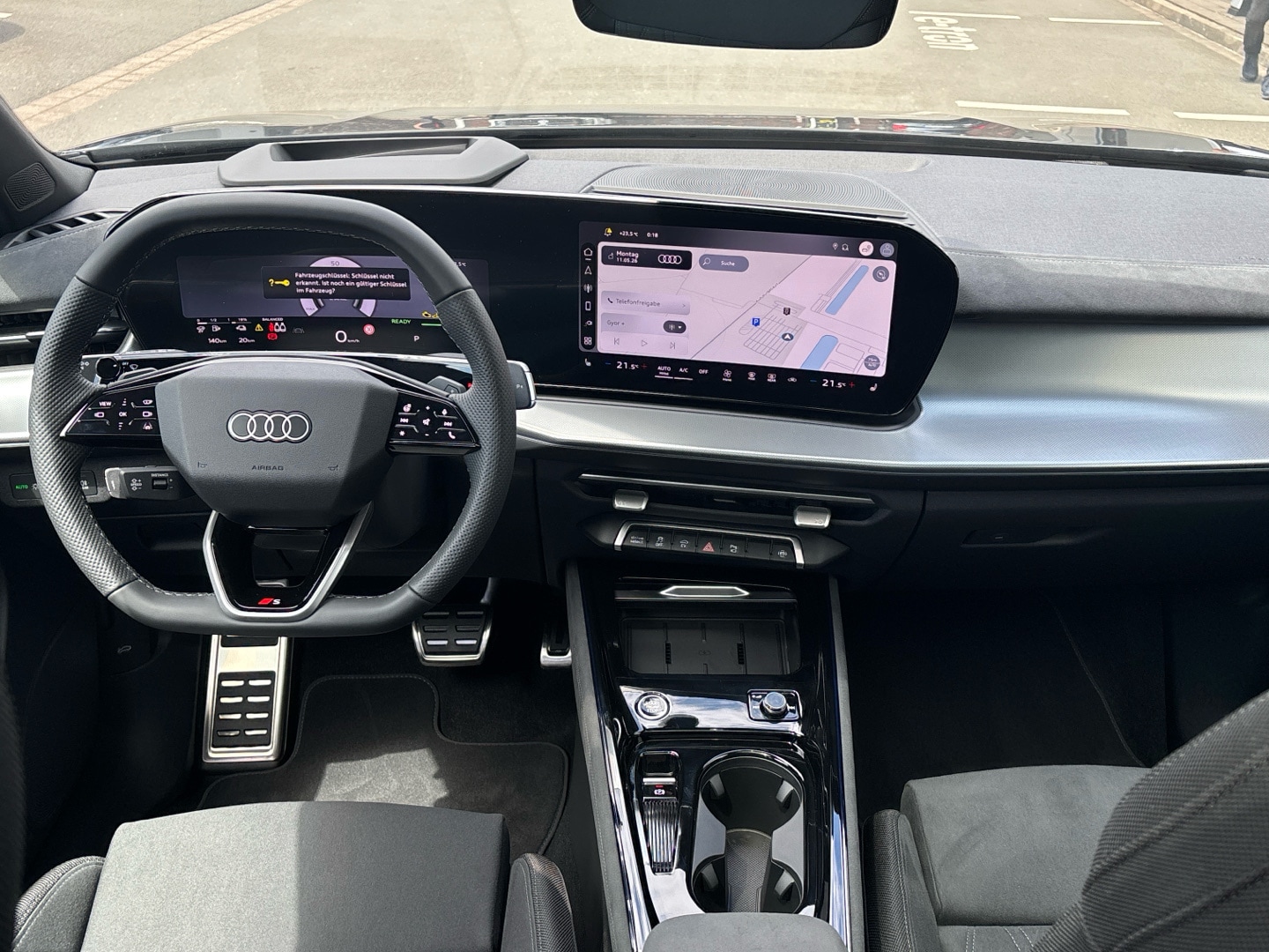 Bild über Audi Q3 Sportback e-hybrid e-hybrid 200 kW S tronic - für weitere Informationen kontaktieren Sie den Audi Partner