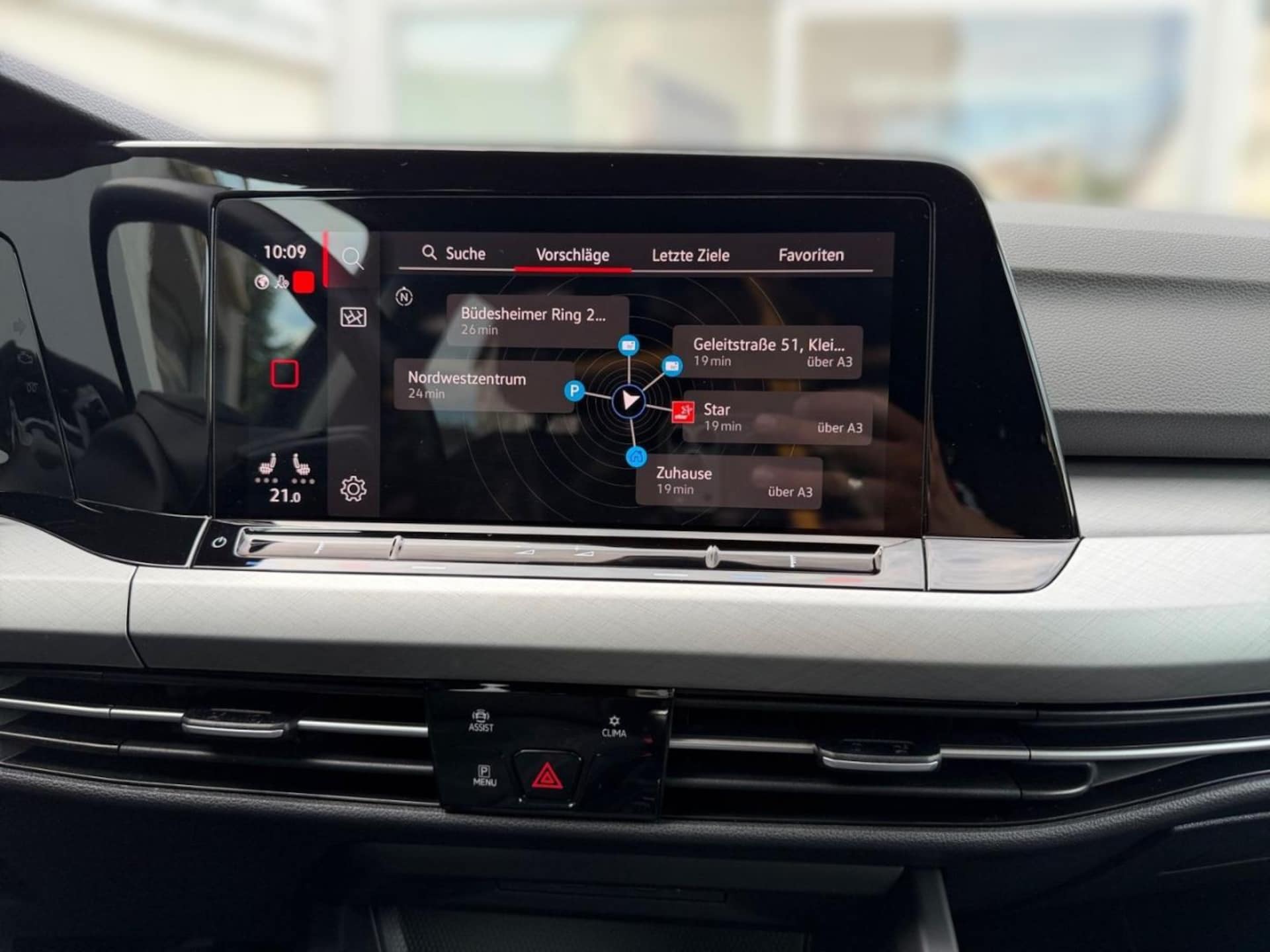 Volkswagen Golf Life