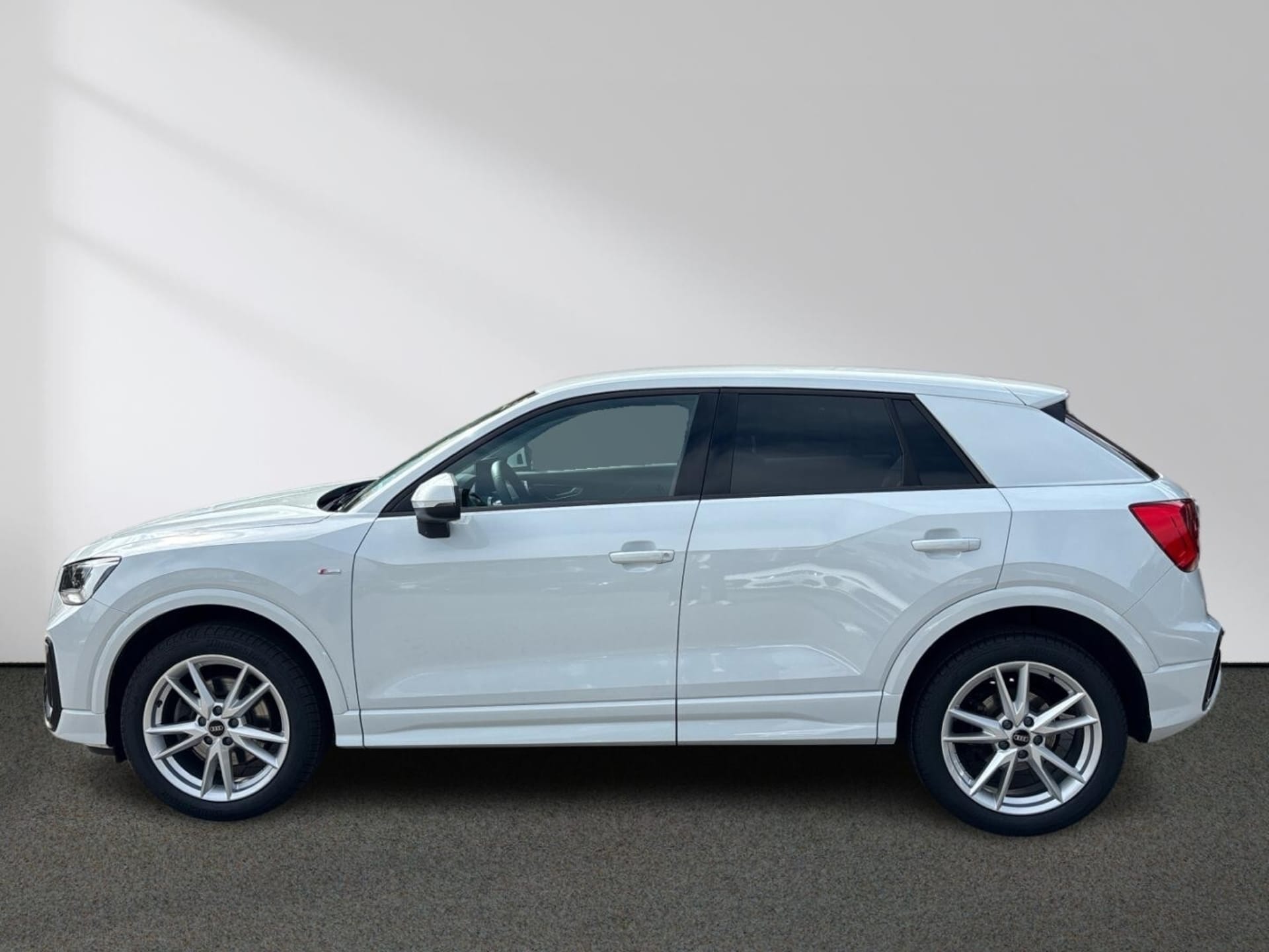 Audi Q2 S line