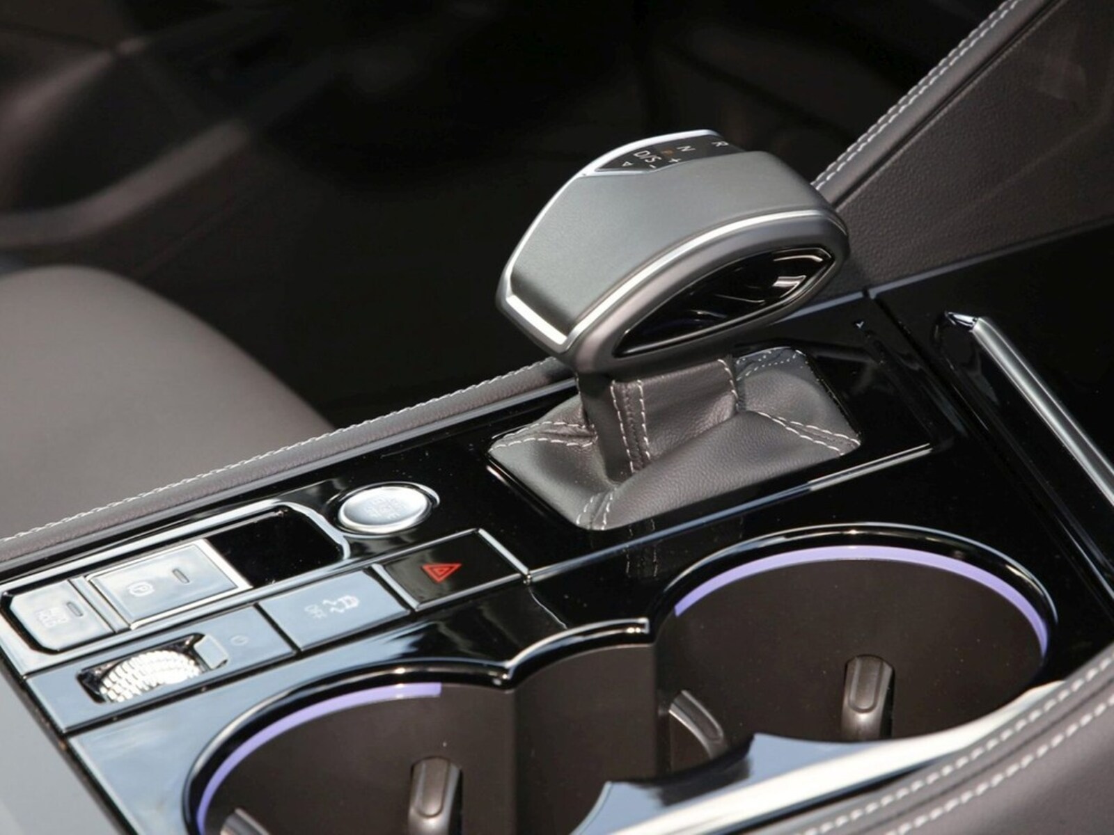 Volkswagen Touareg – Bild 12
