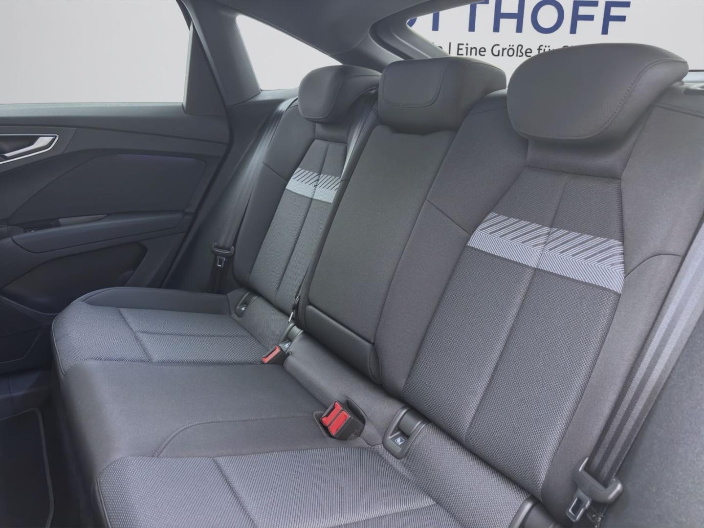 Bild über Audi Q4 Sportback e-tron 45 e-tron - für weitere Informationen kontaktieren Sie den Audi Partner