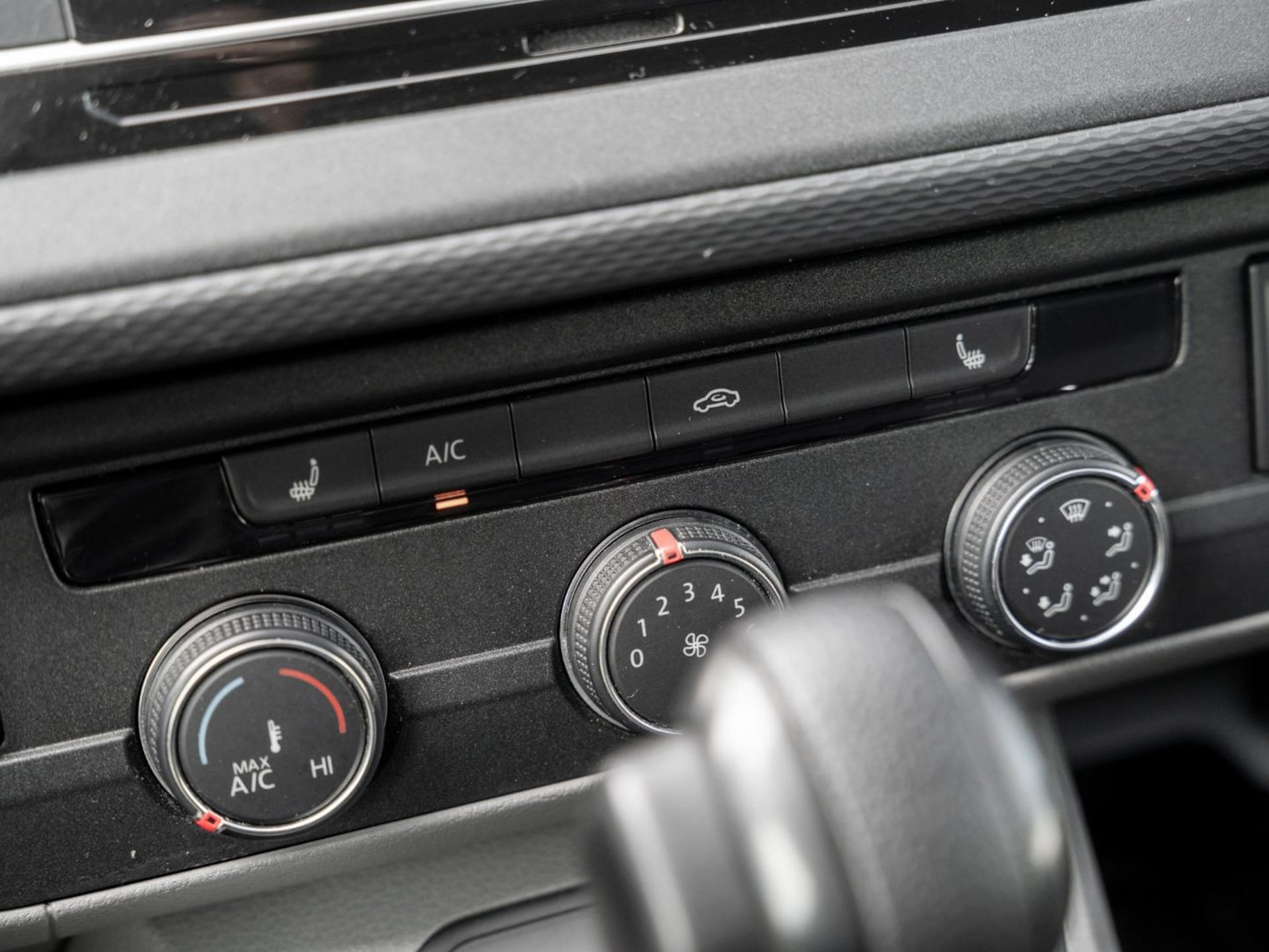 Volkswagen T6.1 Transporter Kasten langer Radstand