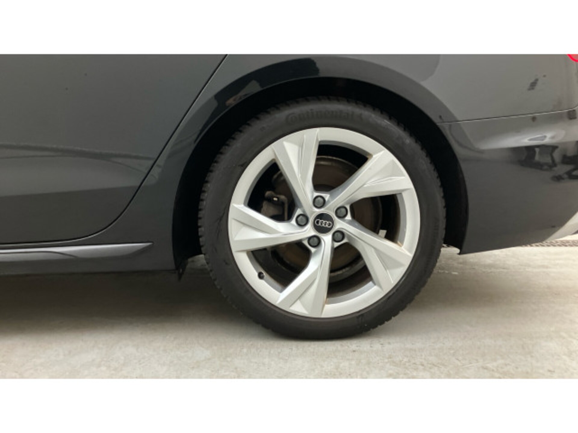 Audi A4 Avant S line