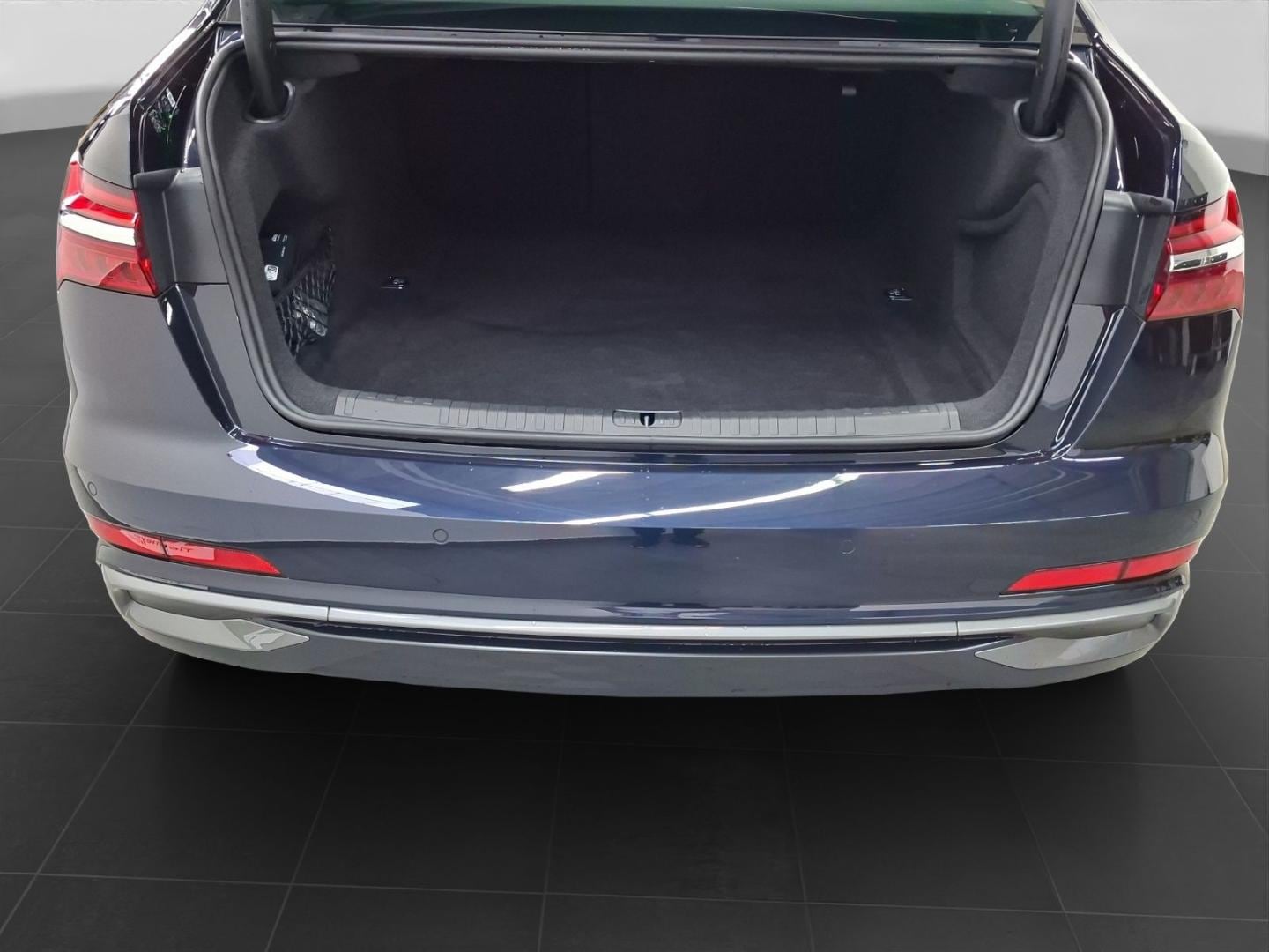 Bild über Audi A6 Limousine S line 50 TDI quattro tiptronic - für weitere Informationen kontaktieren Sie den Audi Partner