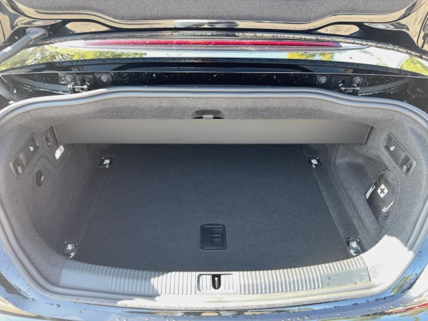Bild über Audi S5 Cabriolet TFSI quattro tiptronic - für weitere Informationen kontaktieren Sie den Audi Partner
