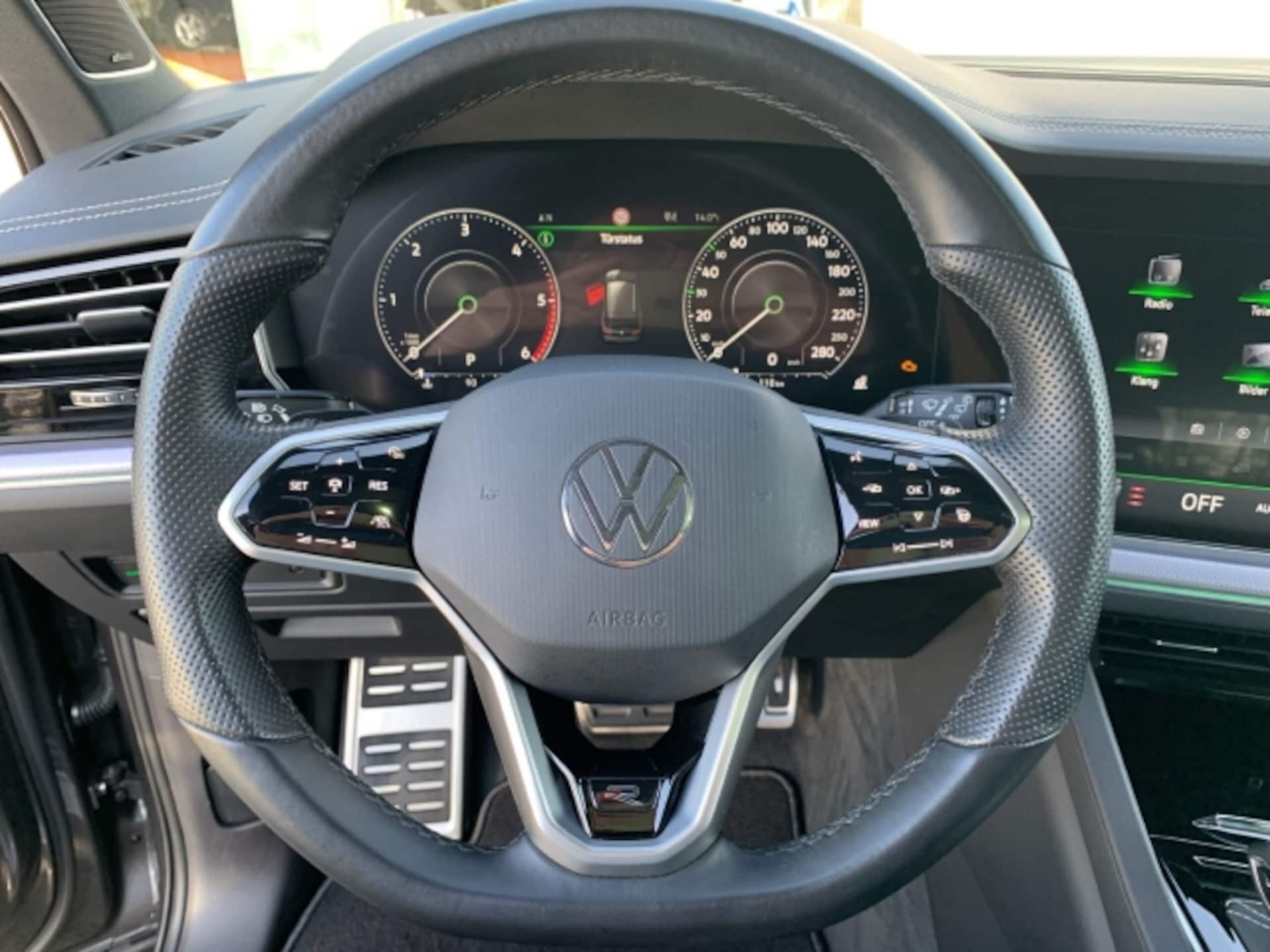 Volkswagen Touareg R-Line