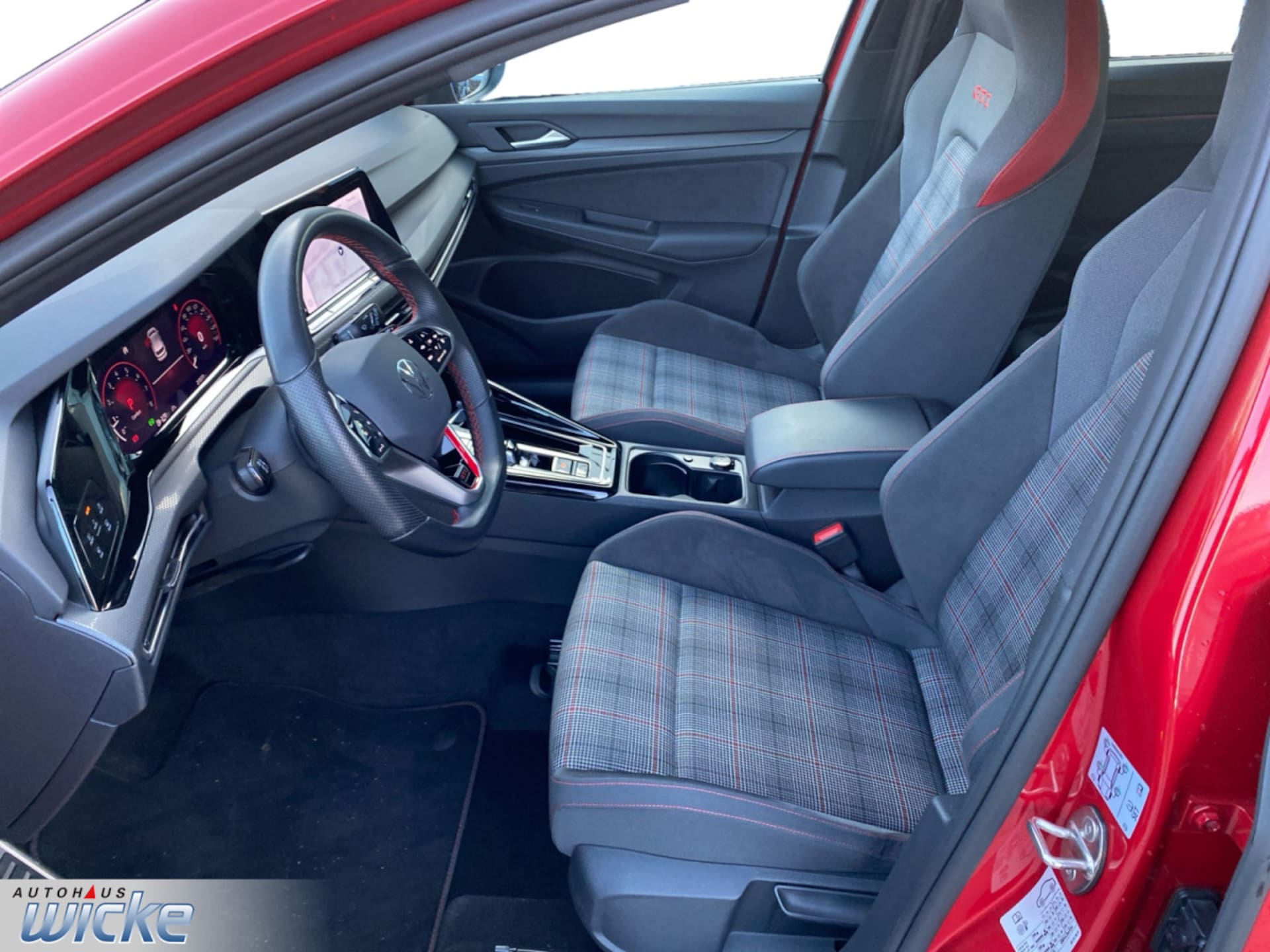 Volkswagen Golf GTI