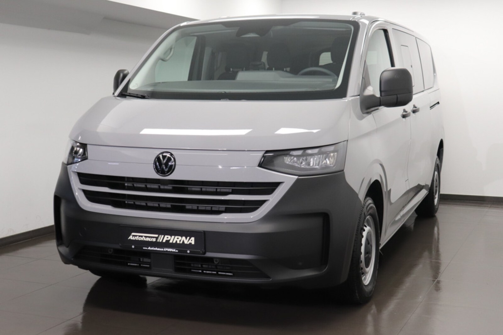 Volkswagen Transporter Kombi langer Radstand – Bild 2