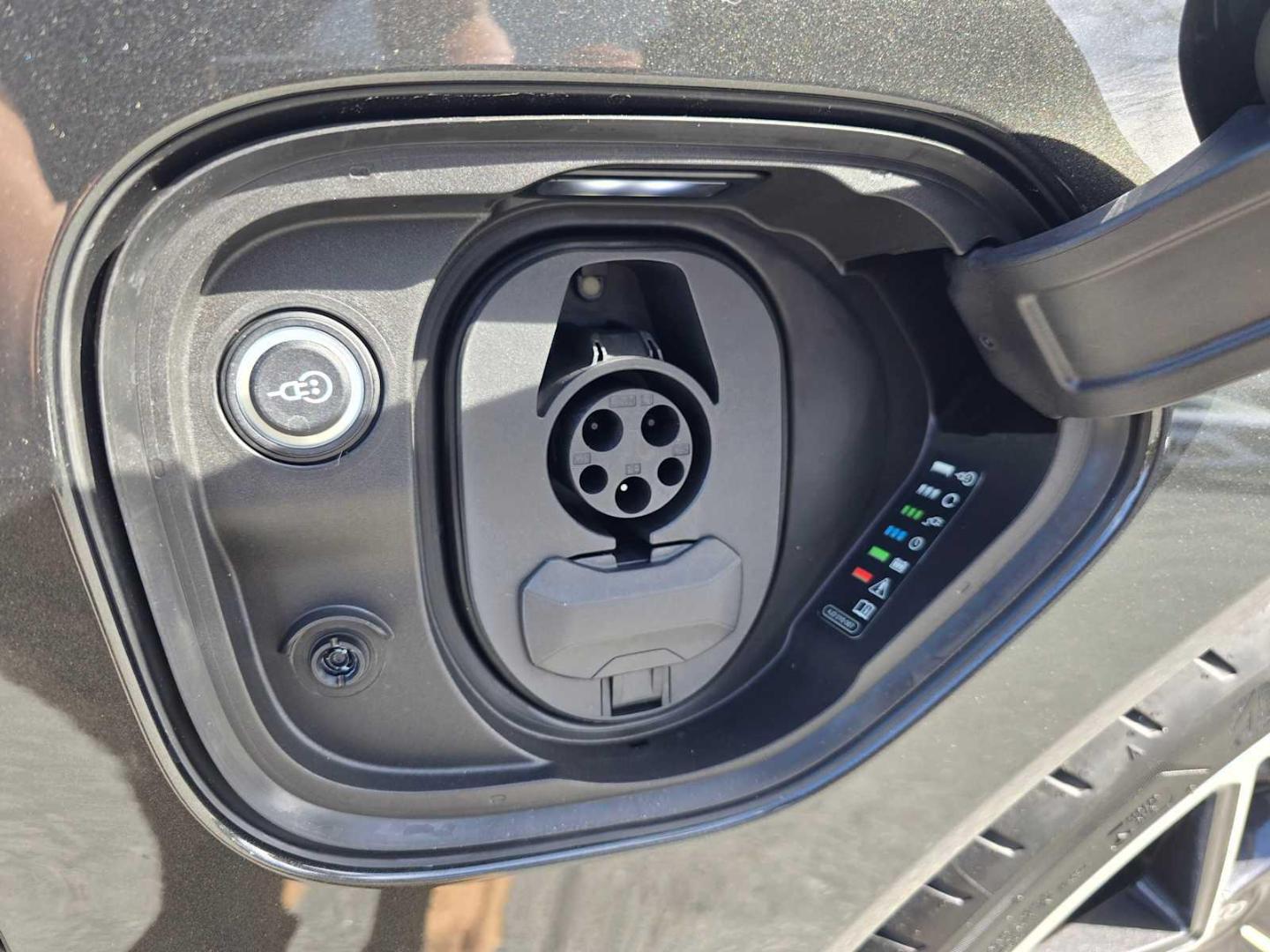 2025 Audi S e-tron GT Prestige - Photo 10