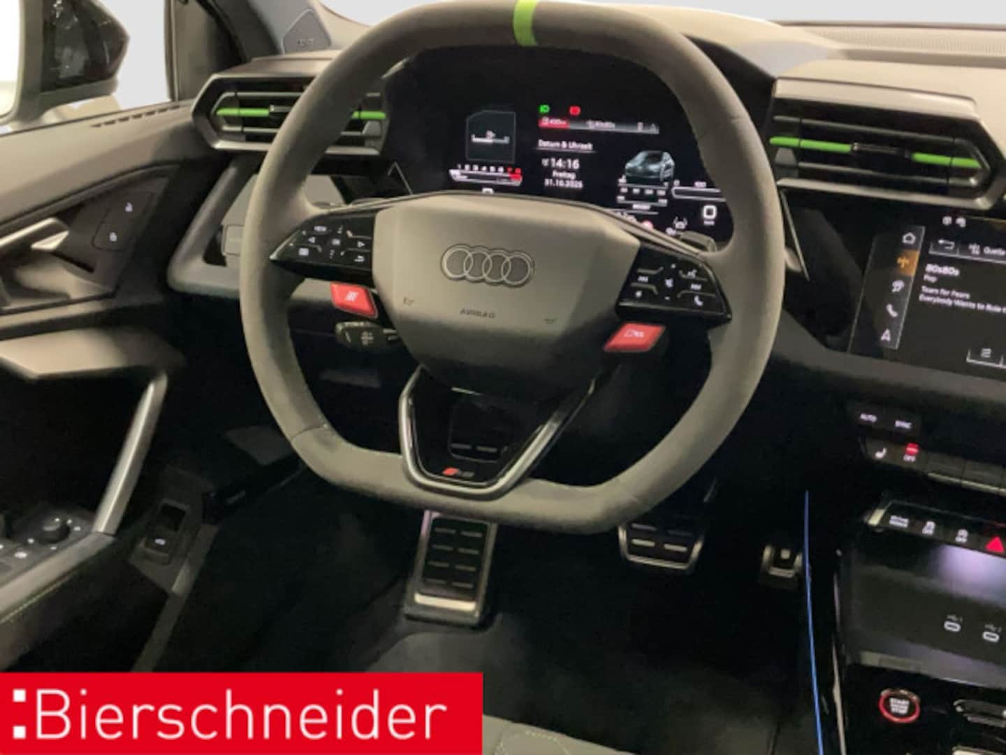 Bild über Audi RS 3 Sportback TFSI quattro 294 kW S tronic - für weitere Informationen kontaktieren Sie den Audi Partner