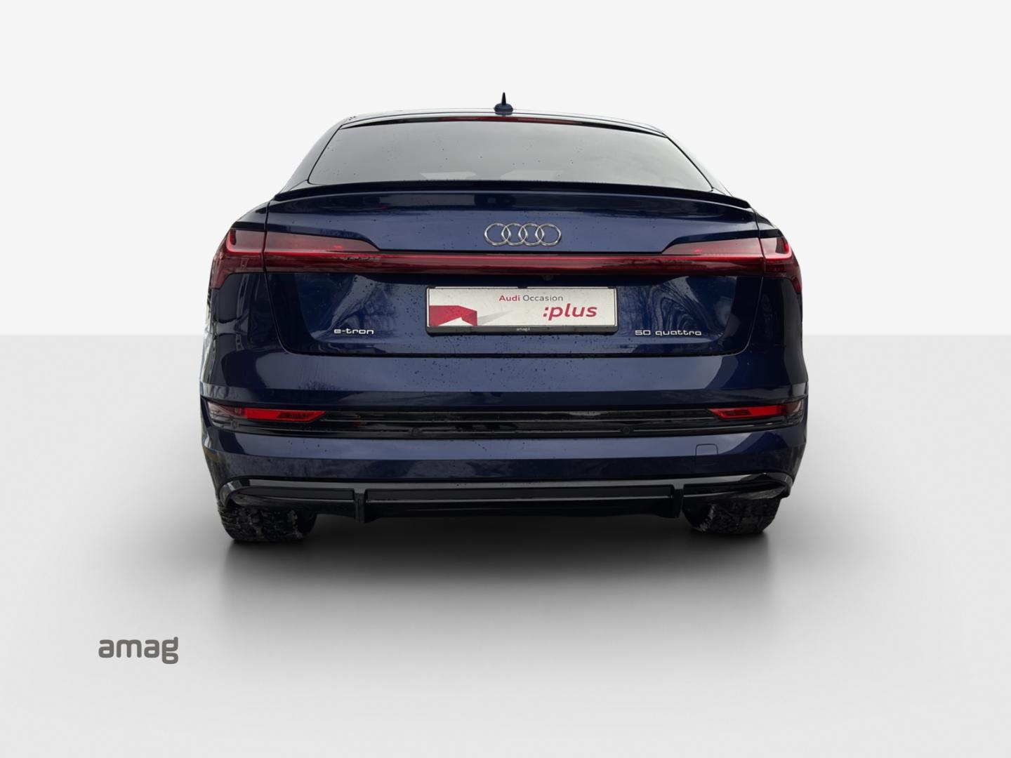 Bild über Audi e-tron Sportback Attraction S line 50 quattro 230,00 kW - for more details contact your dealer