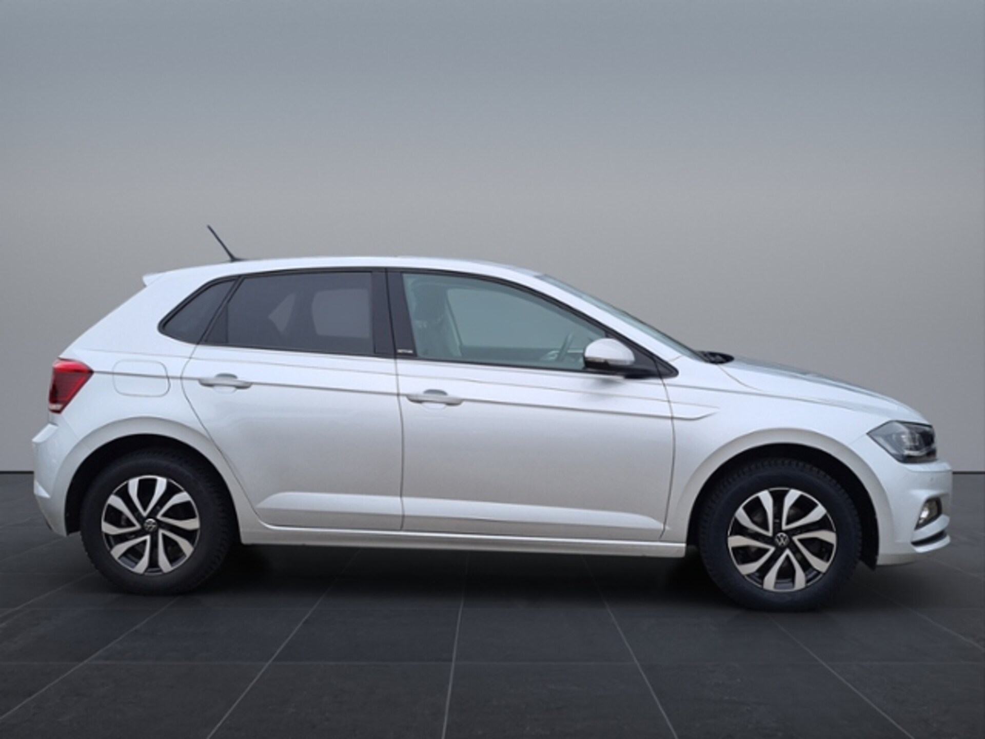 Volkswagen Polo Active