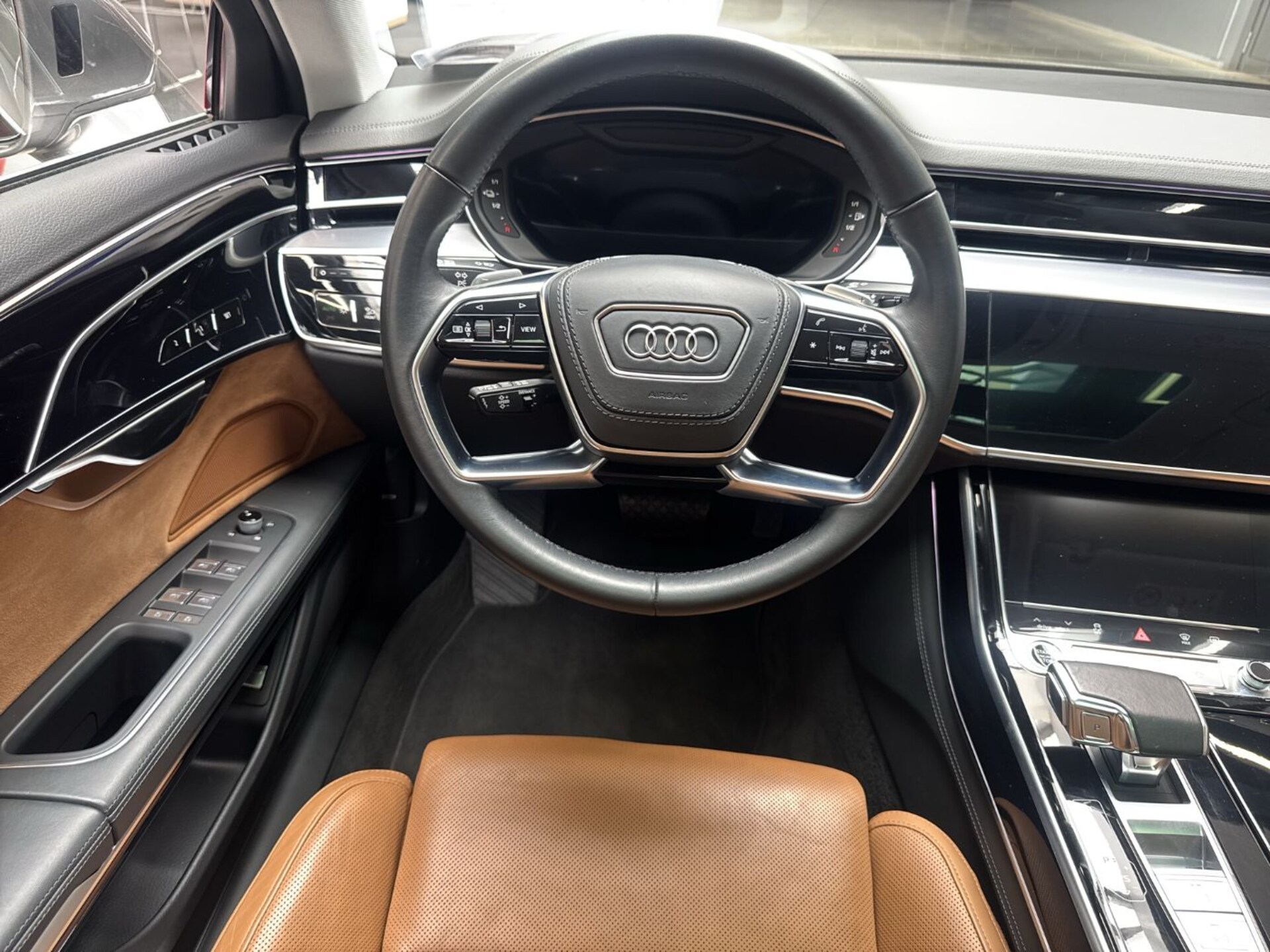Audi A8 TFSI e