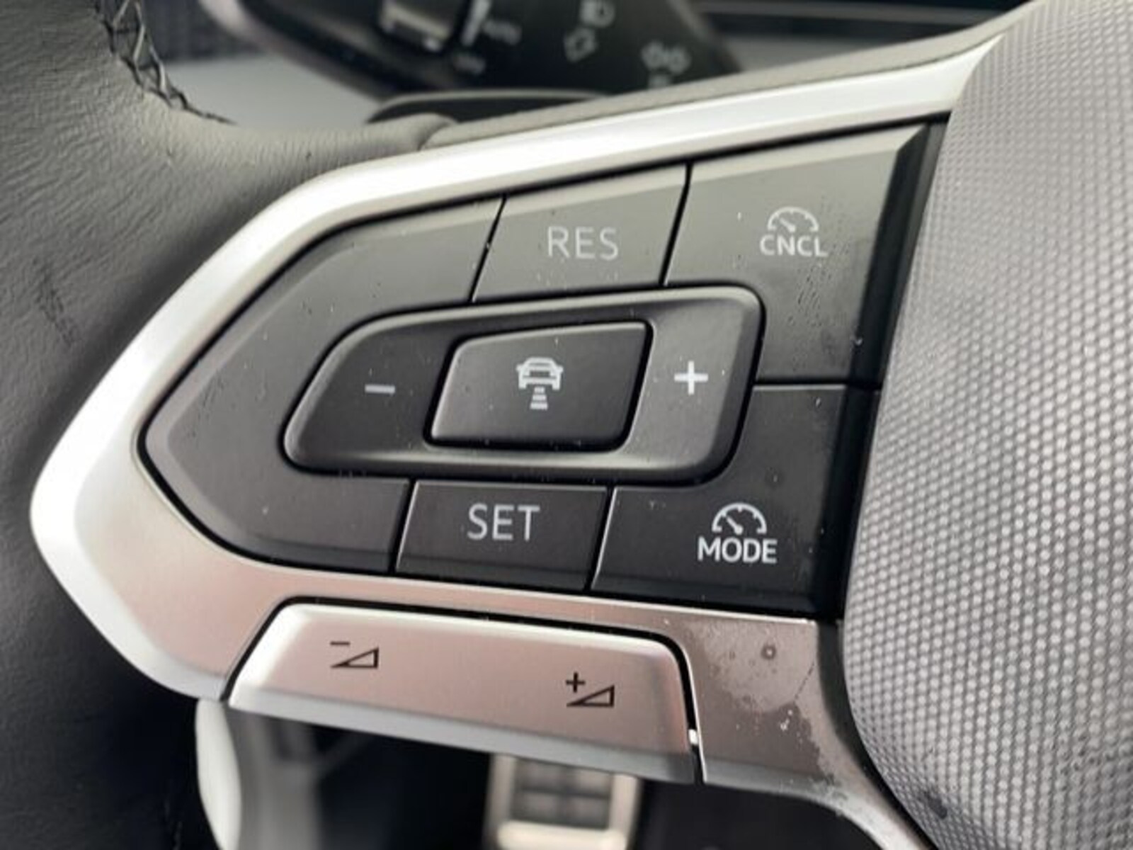 Volkswagen Tiguan – Bild 21