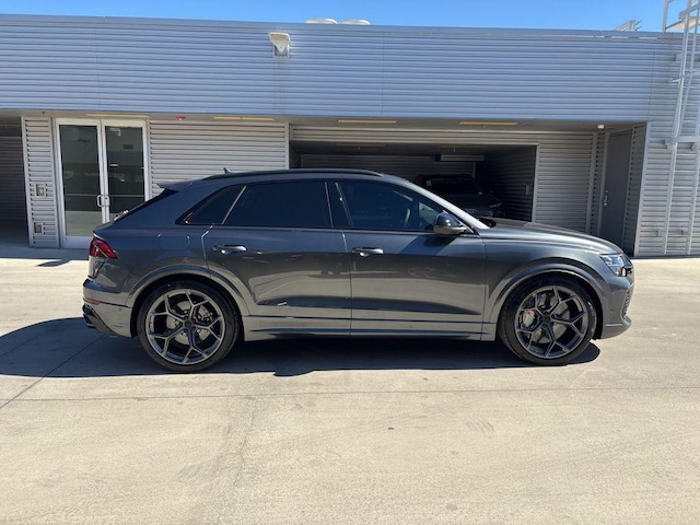 2026 Audi RS Q8 SUV performance