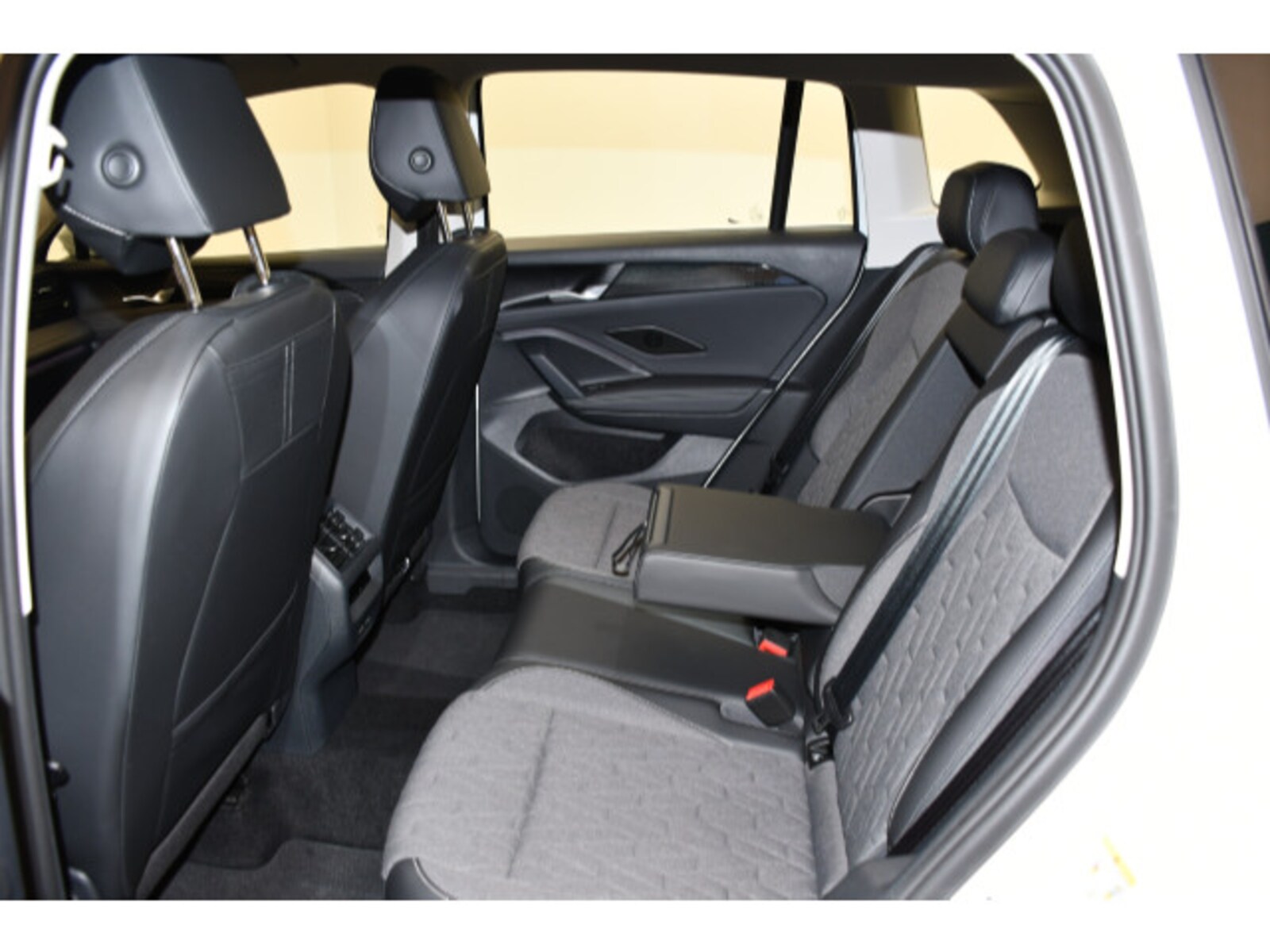 Volkswagen Tiguan – Bild 10