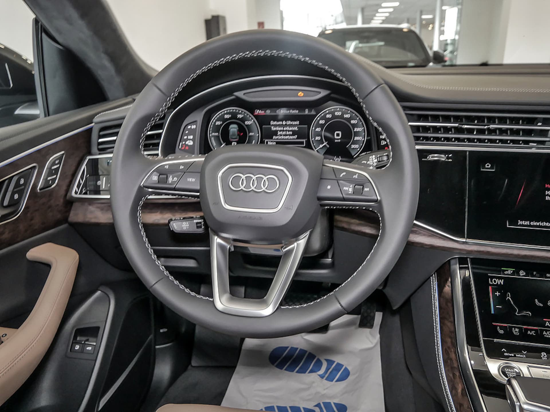 Audi Q8 SUV TFSI e