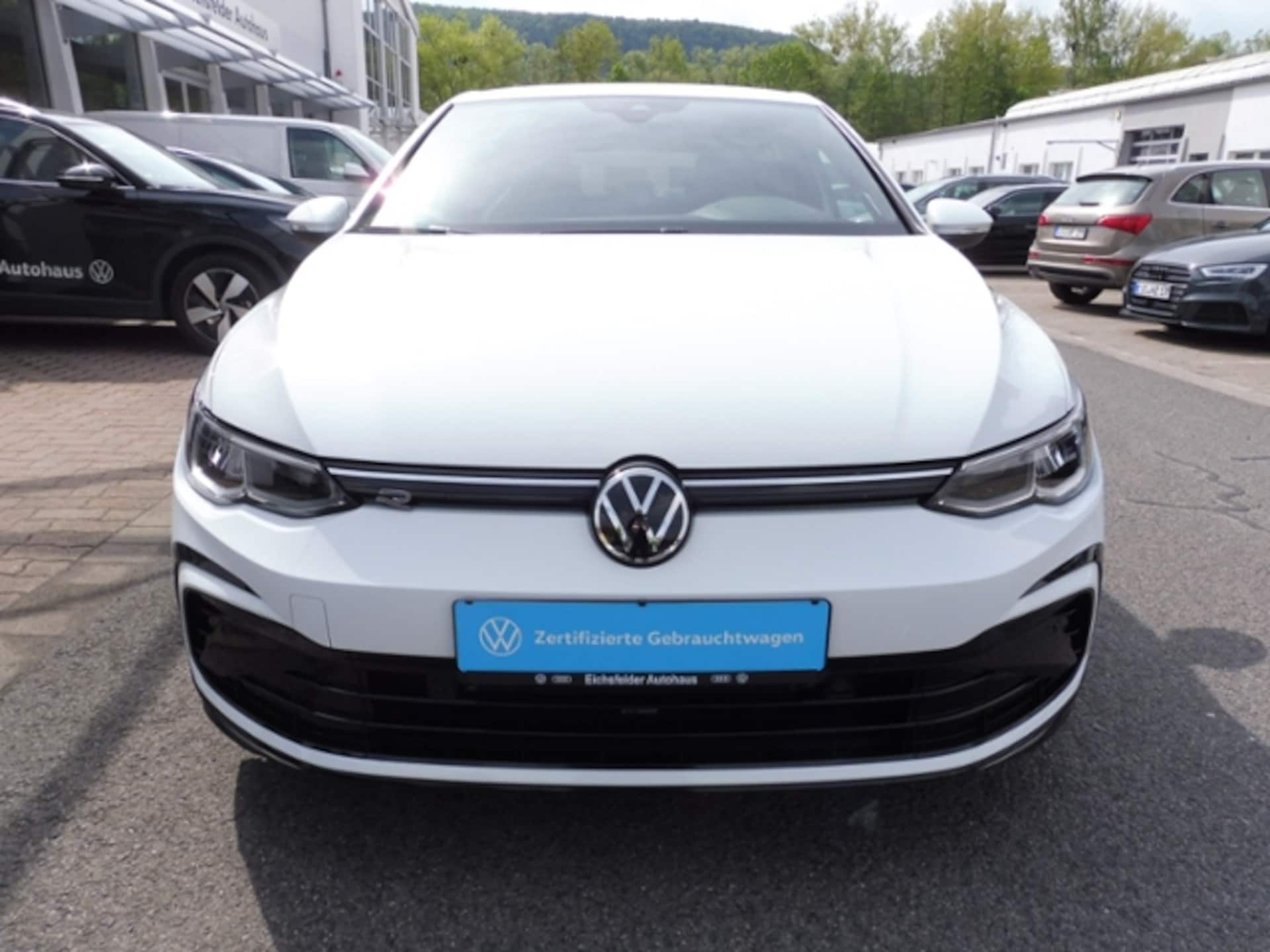 Volkswagen Golf R-Line