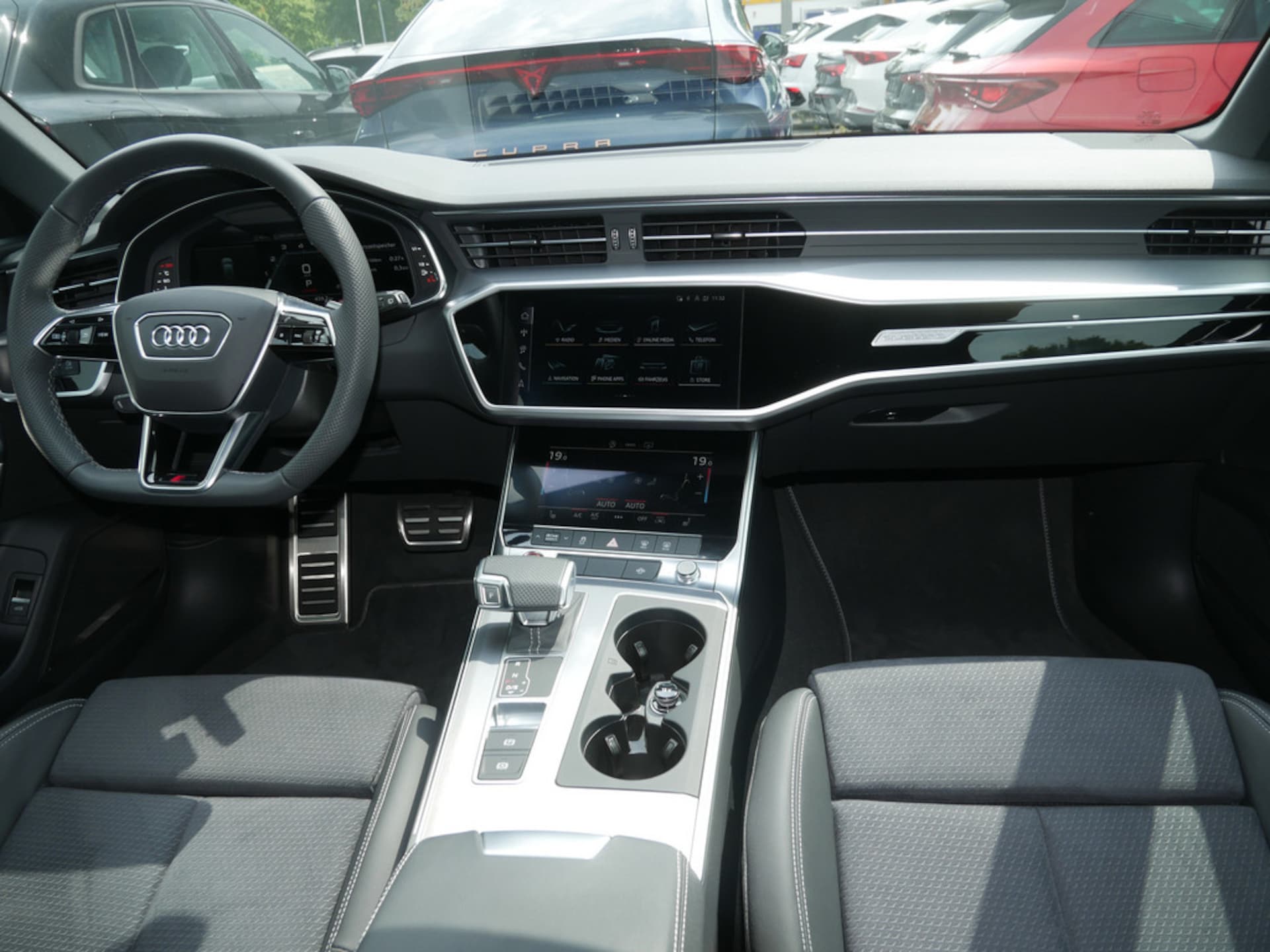 Audi S6 Avant