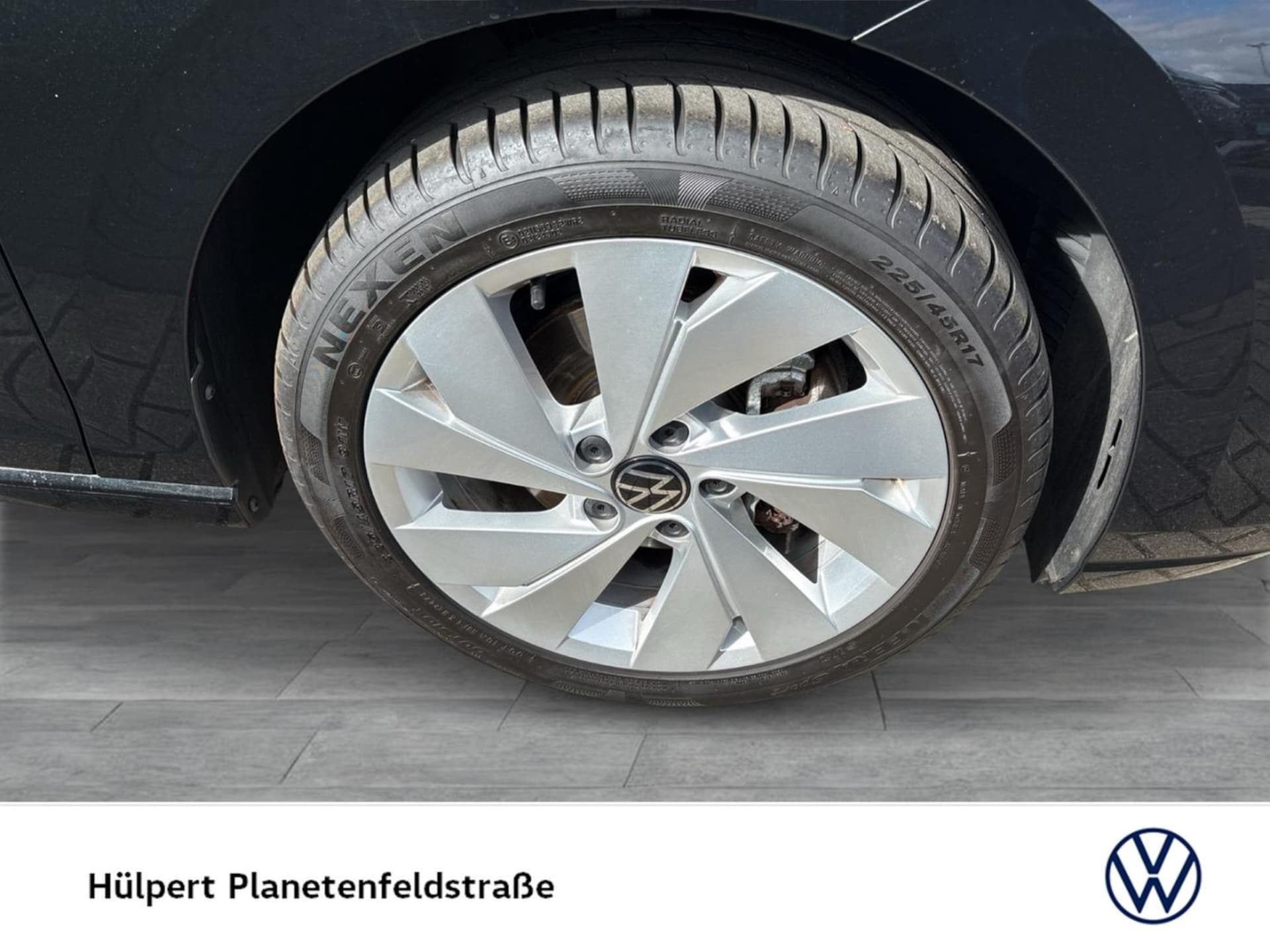 Volkswagen Golf Style