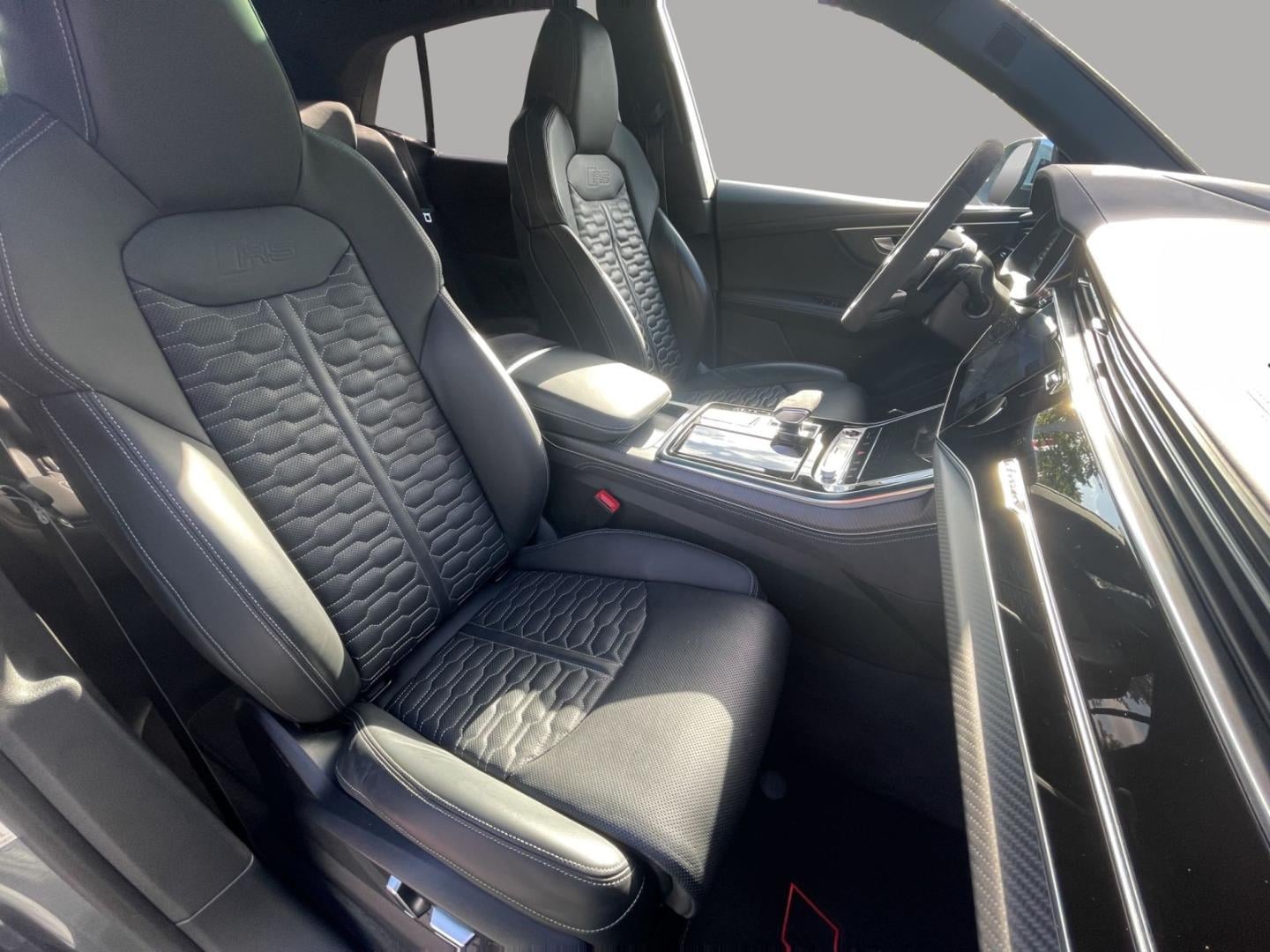Bild über Audi RS Q8 TFSI quattro tiptronic - für weitere Informationen kontaktieren Sie den Audi Partner