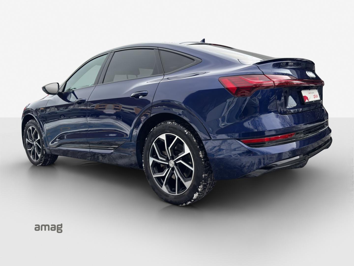 Bild über Audi e-tron Sportback Attraction S line 50 quattro 230,00 kW - for more details contact your dealer