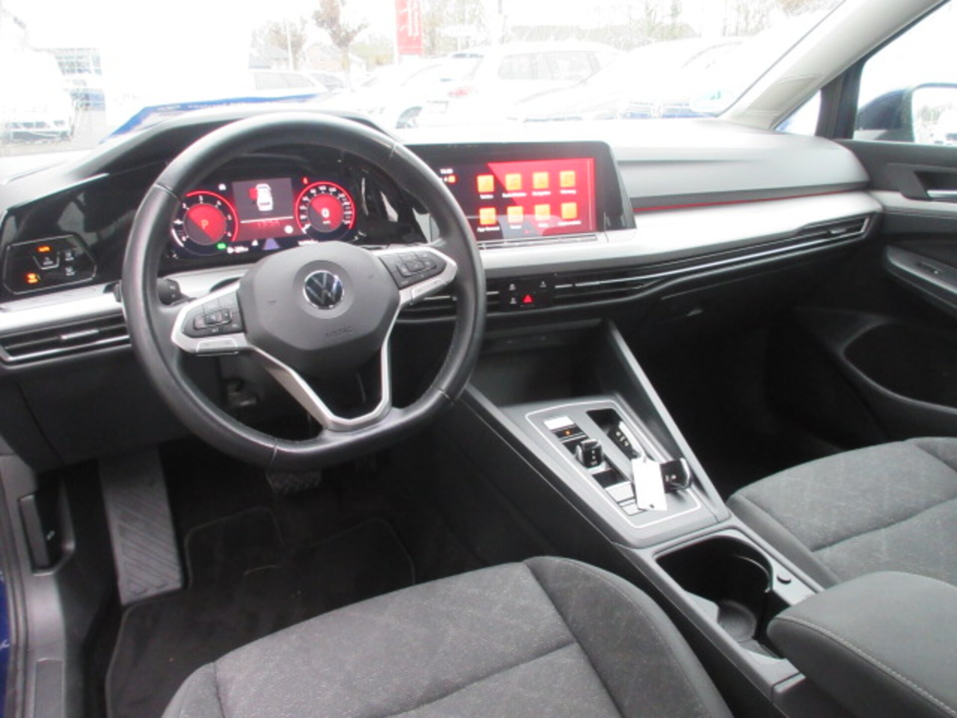 Volkswagen Golf Variant Life