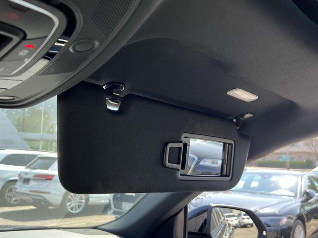 2023 Audi SQ8 Premium Plus - Photo 32