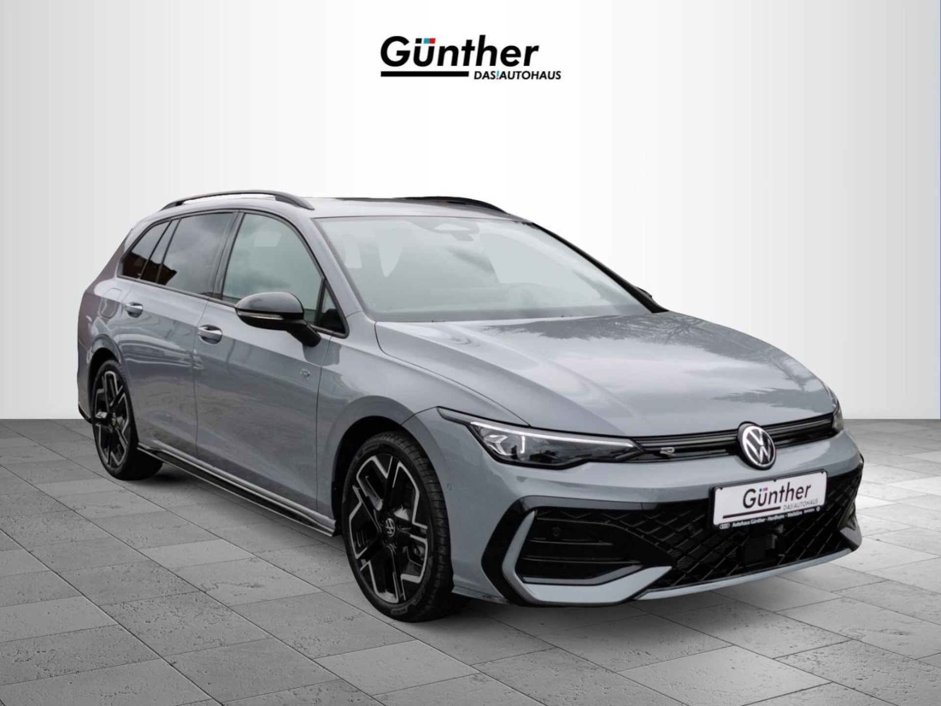 Volkswagen Golf Variant R-Line