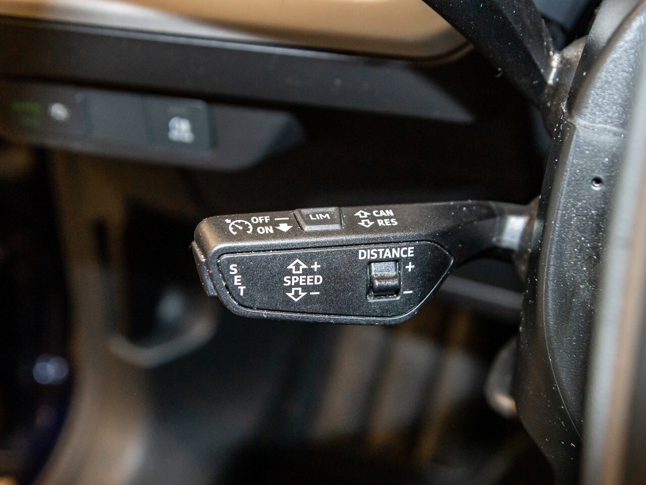 Image about Audi Q4 e-tron 40 e-tron