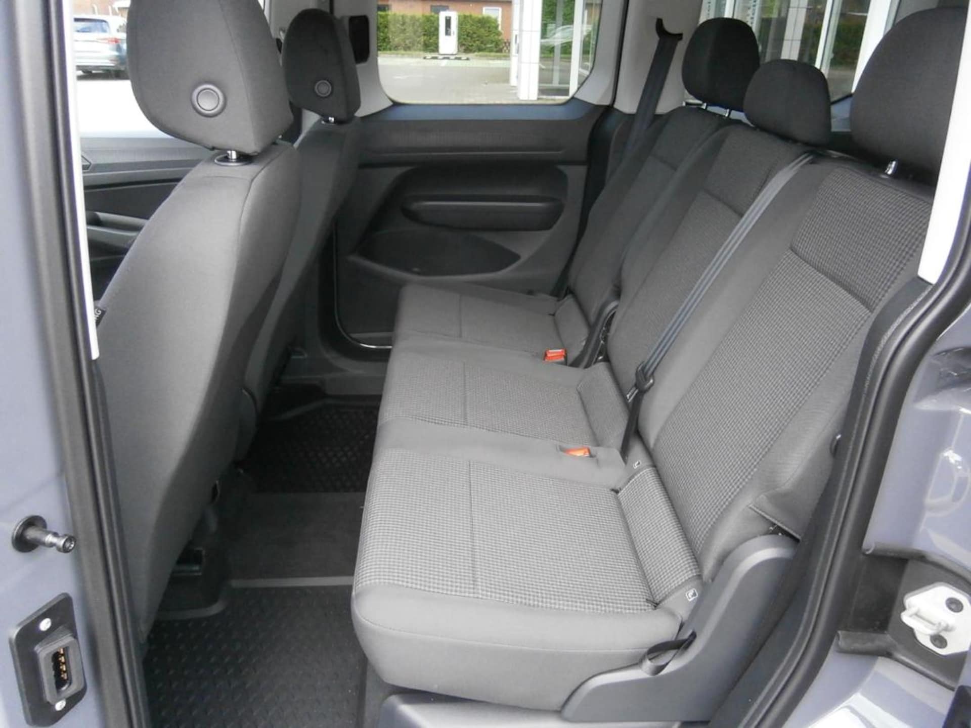 Volkswagen Caddy Basis-Modell