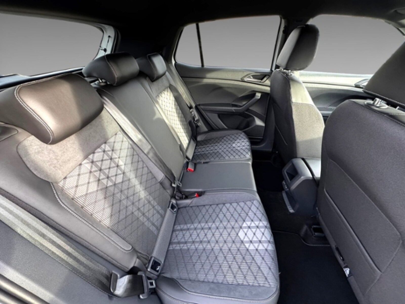 Volkswagen T-Cross – Bild 8