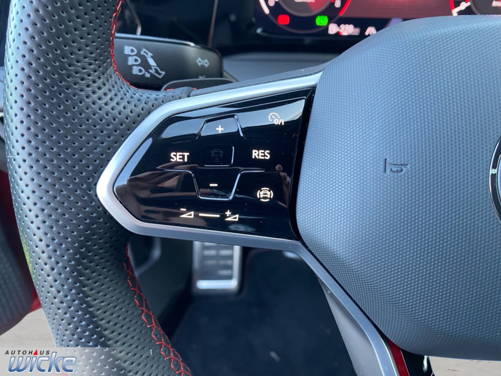 Volkswagen Golf GTI