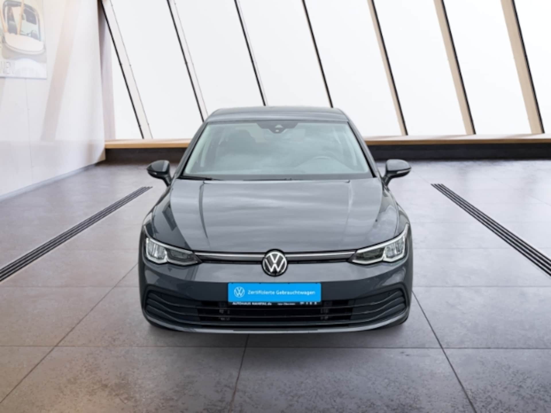 Volkswagen Golf Life