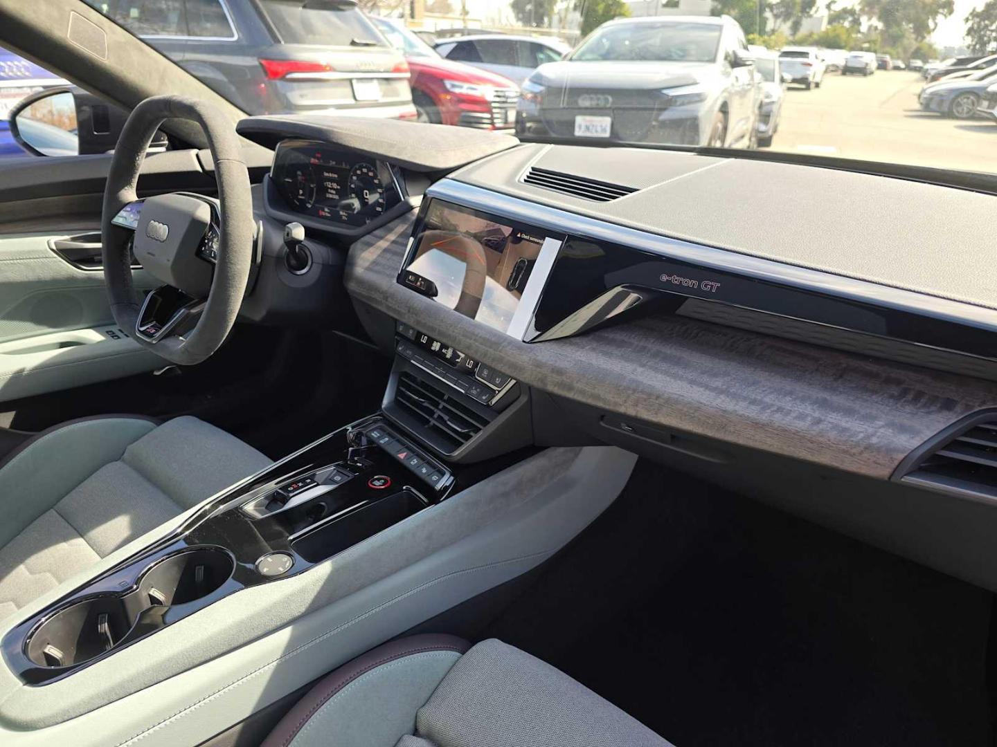2025 Audi S e-tron GT Prestige - Photo 13