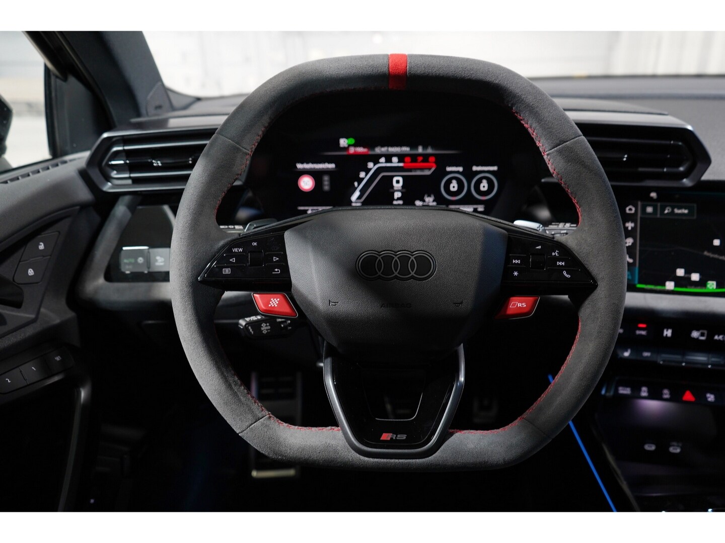 Bild über Audi RS 3 Sportback TFSI quattro 294 kW S tronic - für weitere Informationen kontaktieren Sie den Audi Partner