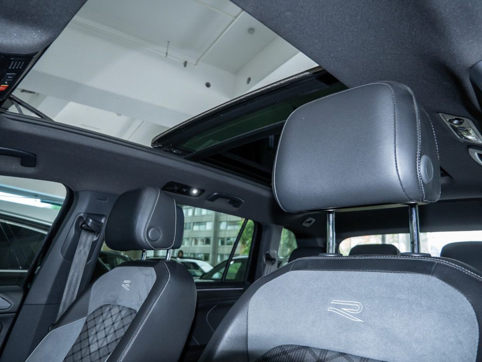 Volkswagen Tiguan Allspace R-Line